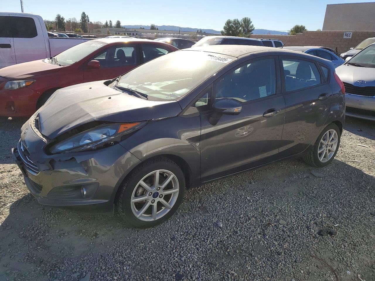 2015 FORD Fiesta