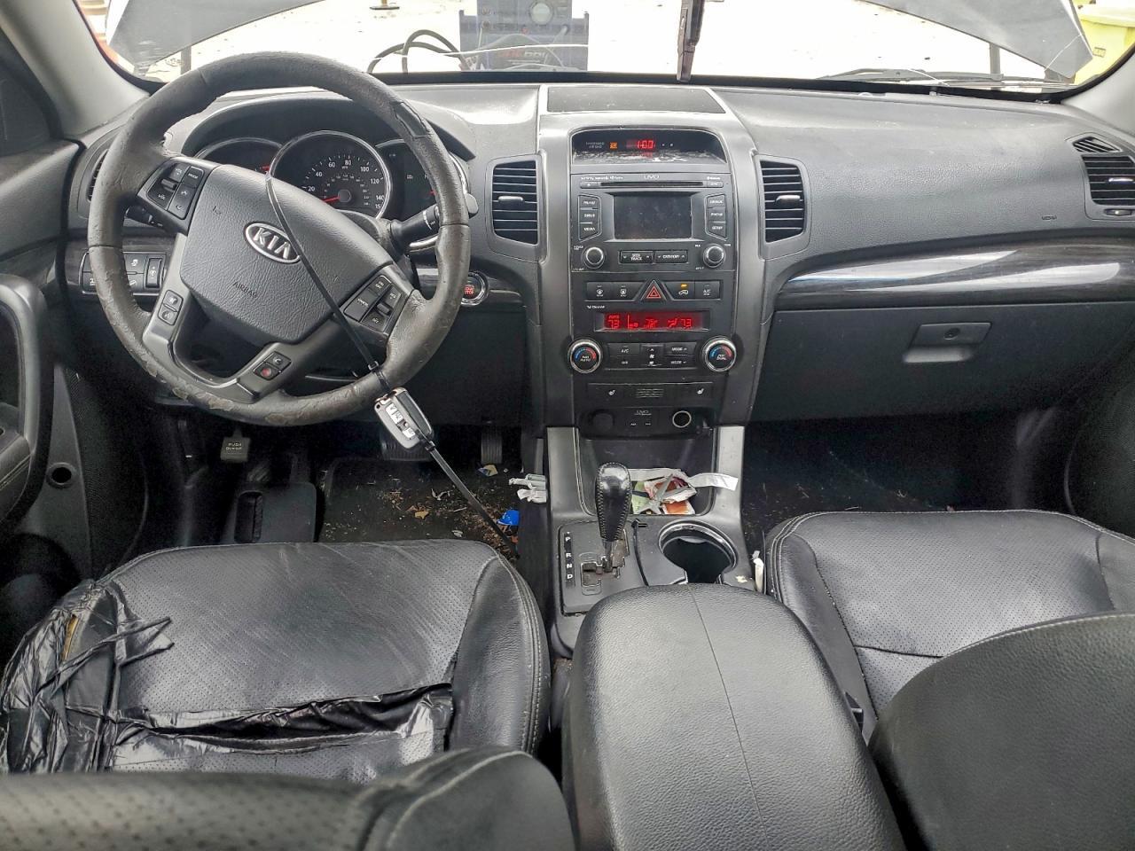 2013 KIA SORENTO