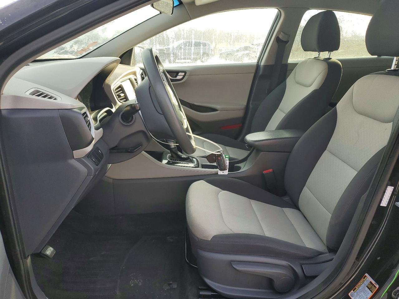 2017 HYUNDAI Ioniq