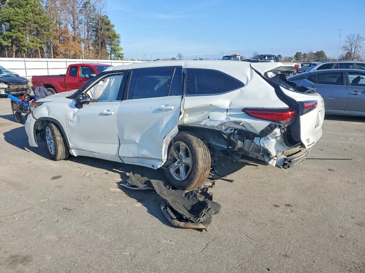 2022 TOYOTA HIGHLANDER