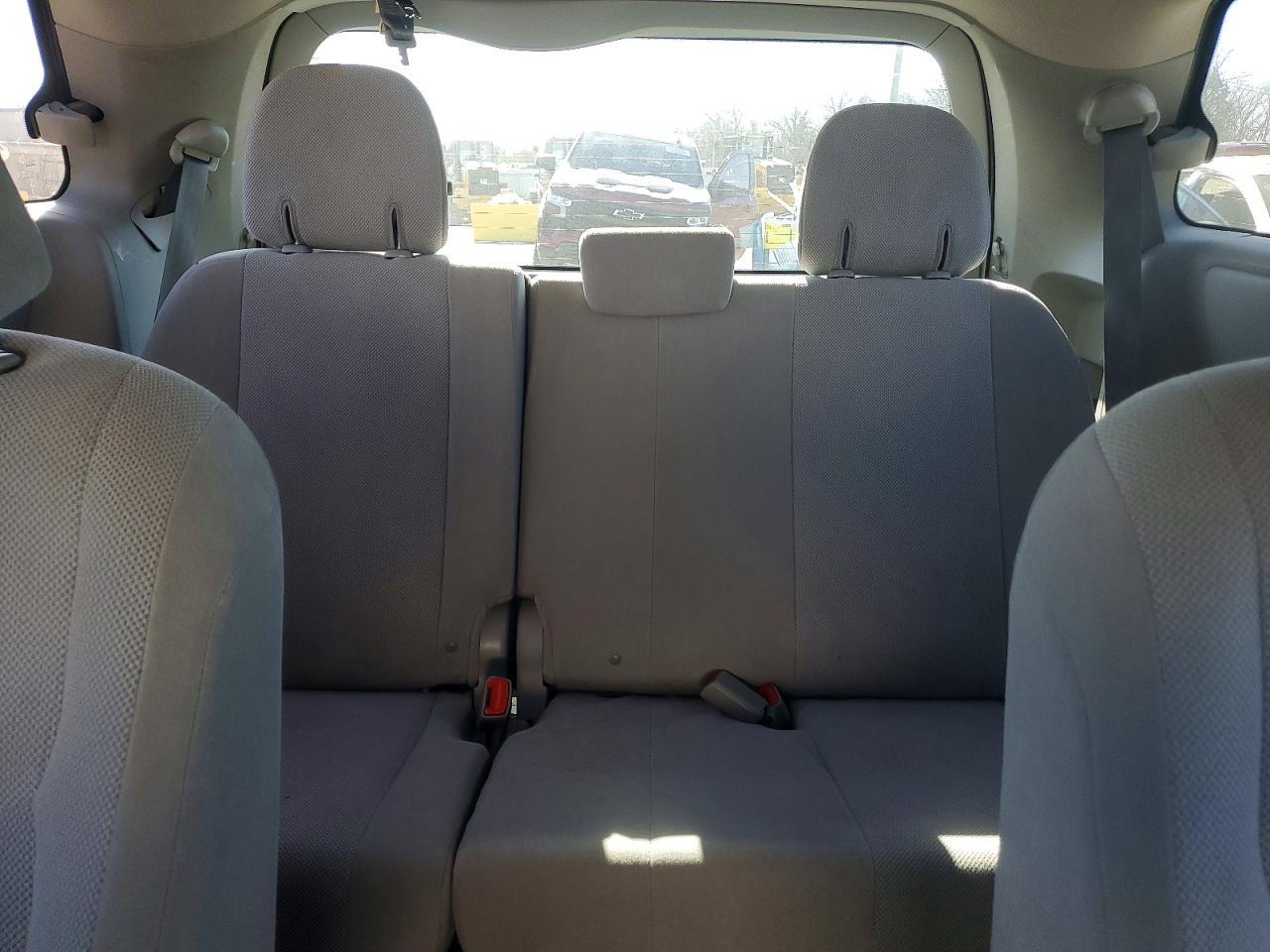 2017 TOYOTA SIENNA