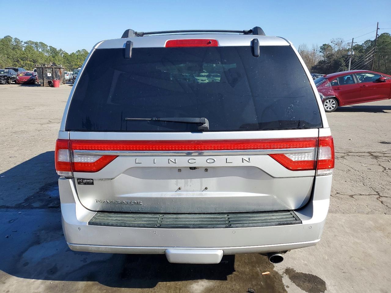 2017 LINCOLN Navigator
