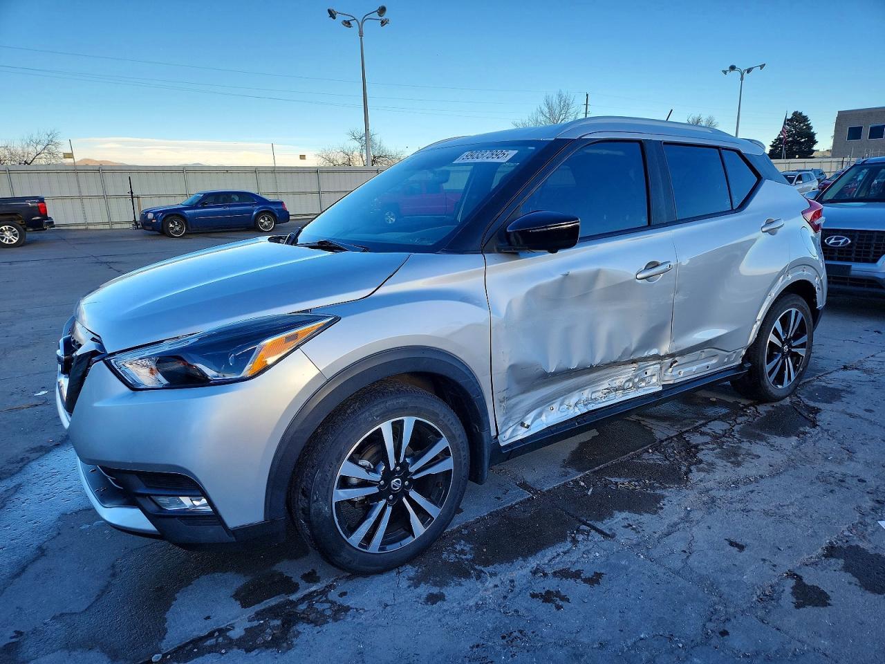 2019 NISSAN KICKS