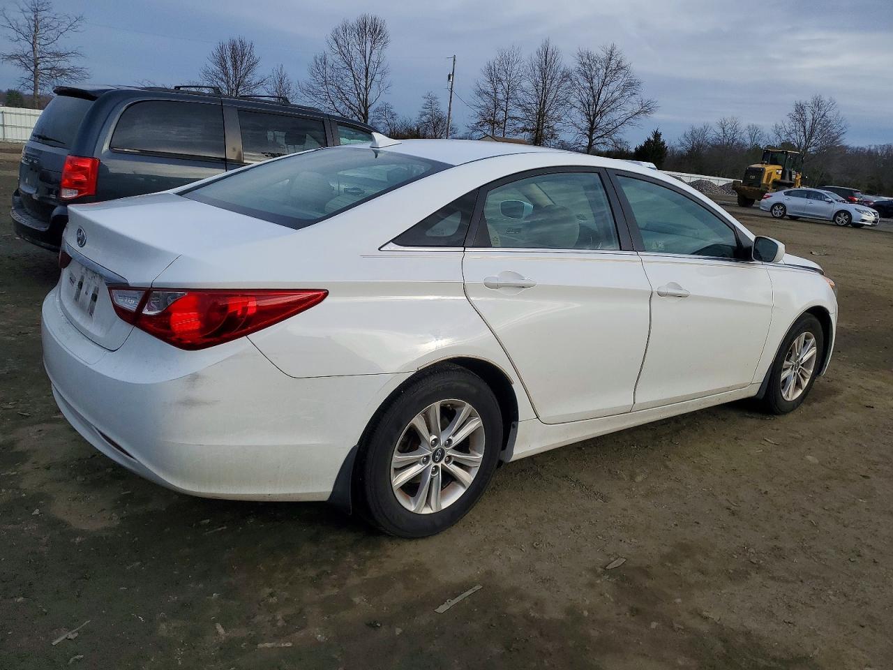 2013 HYUNDAI SONATA