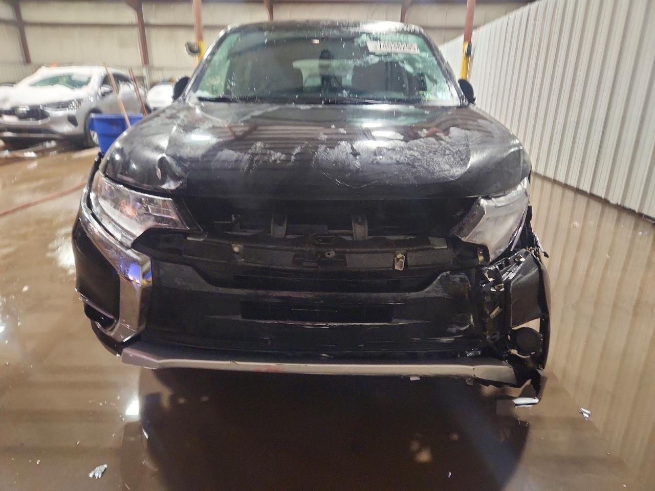 2018 MITSUBISHI outlander