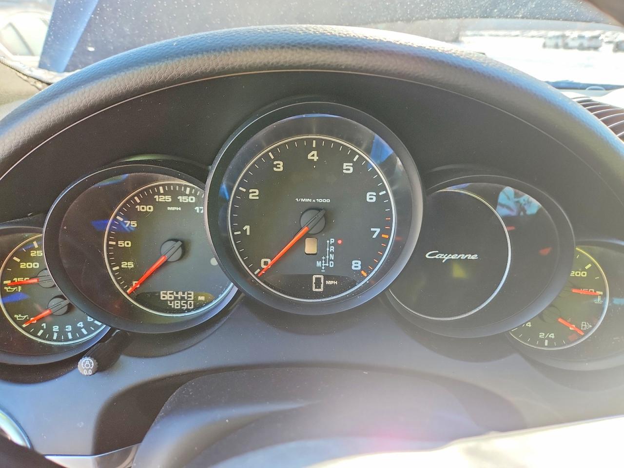 2018 PORSCHE CAYENNE