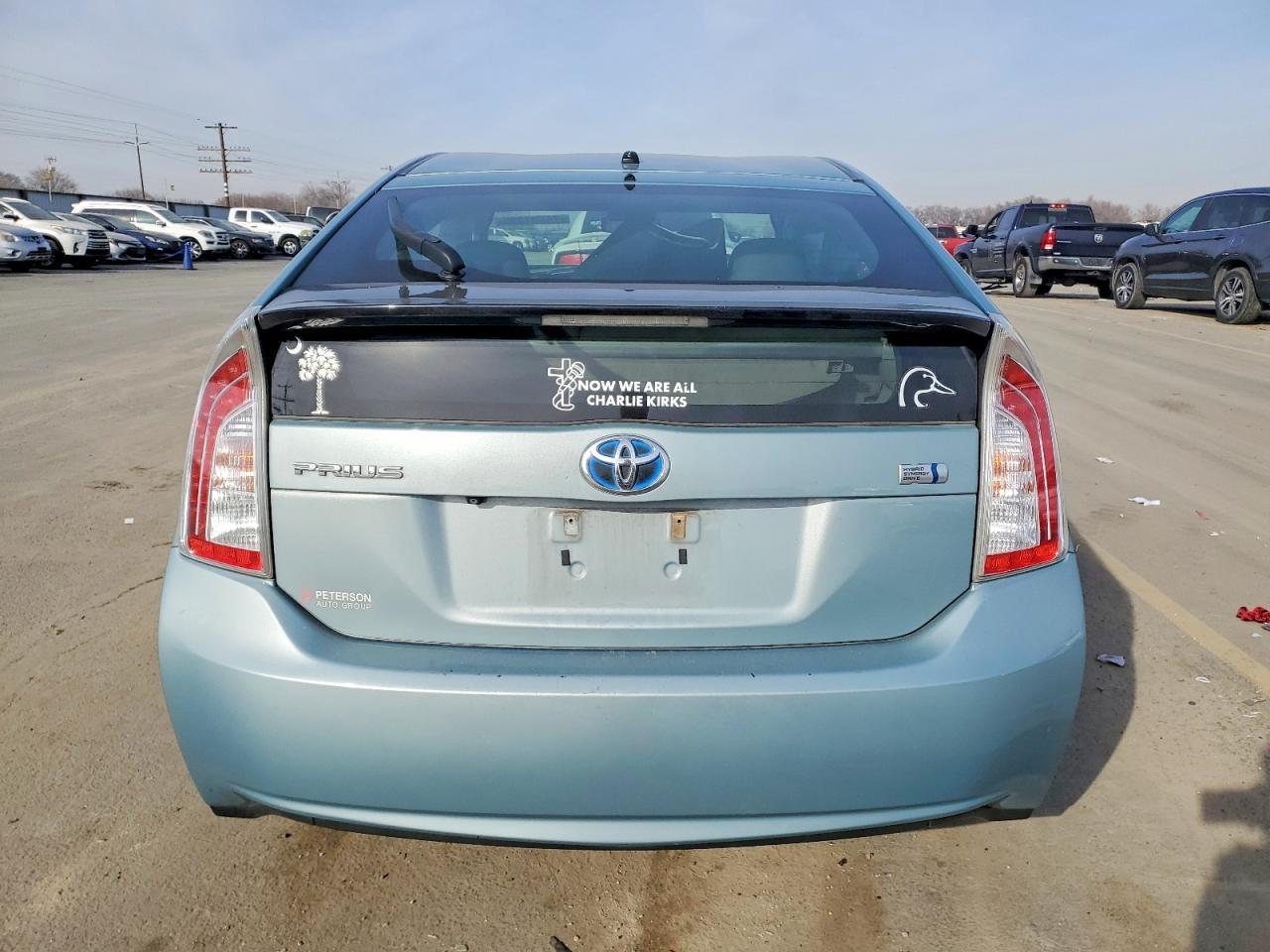 2015 TOYOTA PRIUS