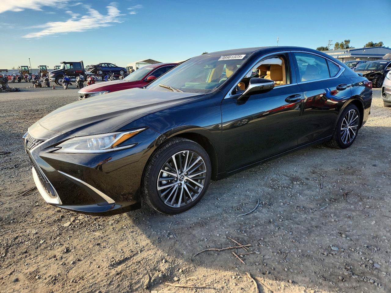 2025 LEXUS Es 300