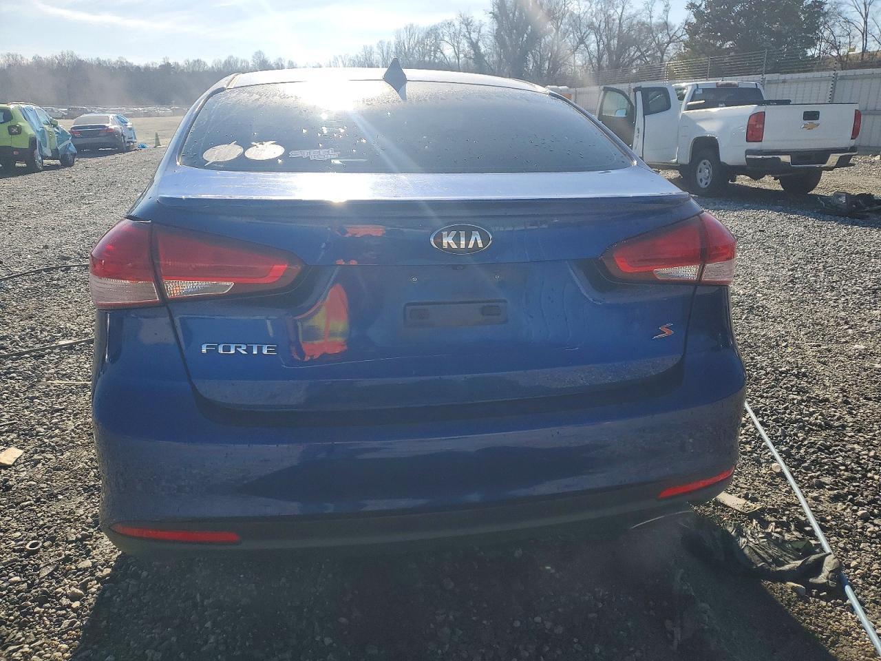2018 KIA FORTE