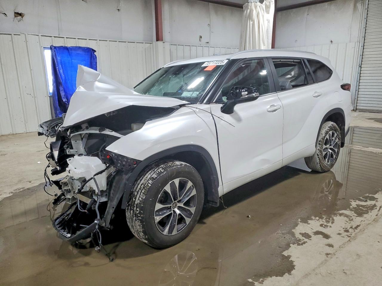 2024 TOYOTA HIGHLANDER
