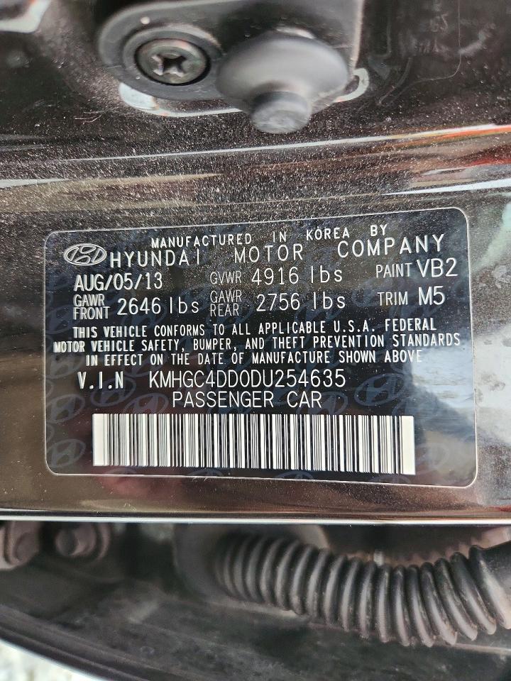 2013 HYUNDAI GENESIS
