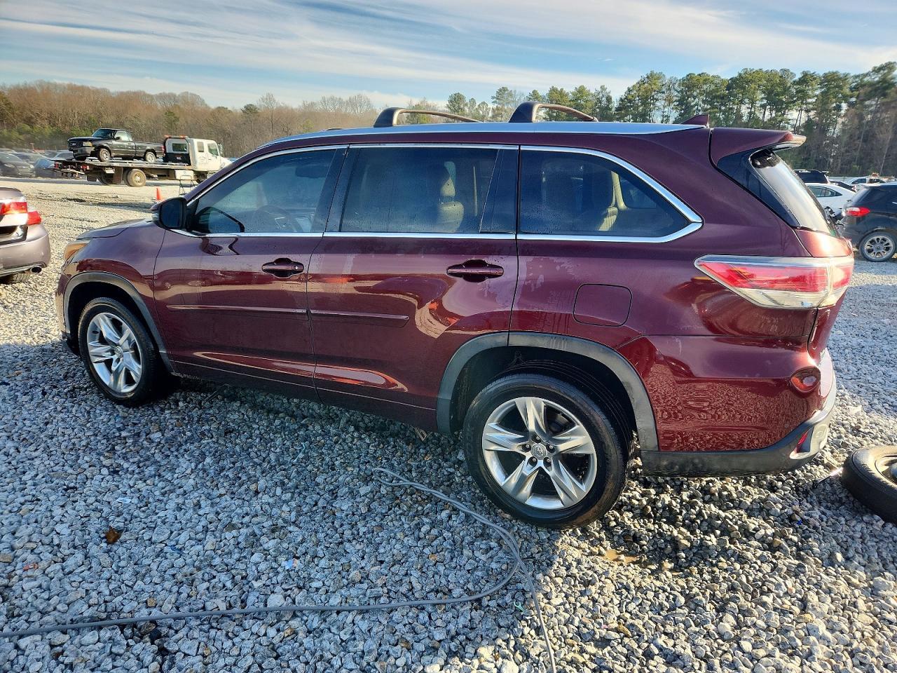 2015 TOYOTA HIGHLANDER