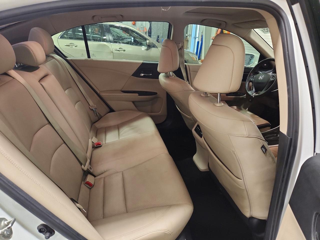 2015 HONDA ACCORD