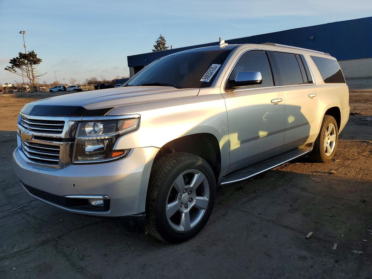 2017 CHEVROLET Suburban