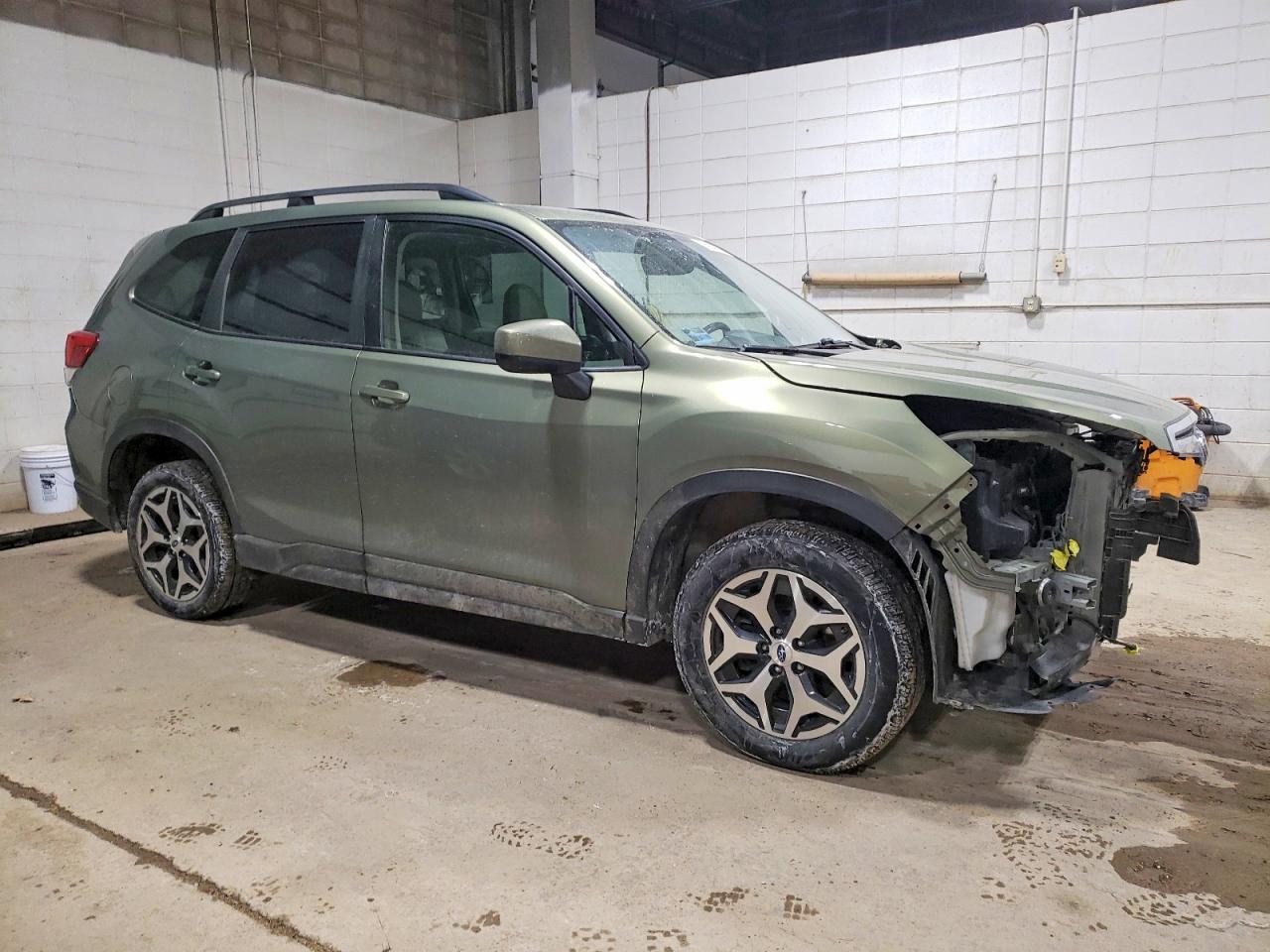 2020 SUBARU FORESTER