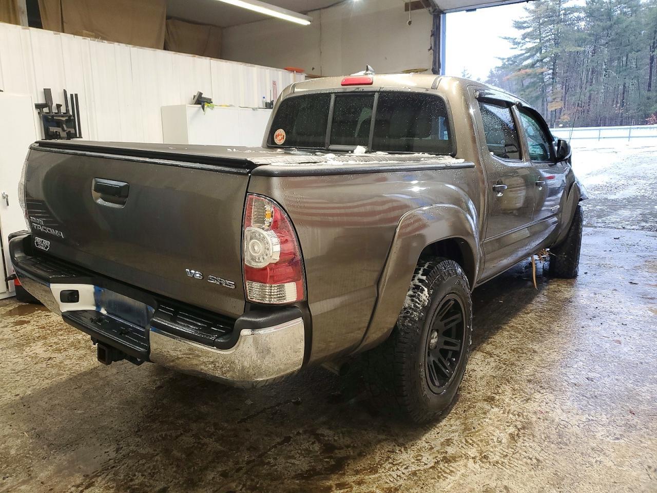 2012 TOYOTA TACOMA