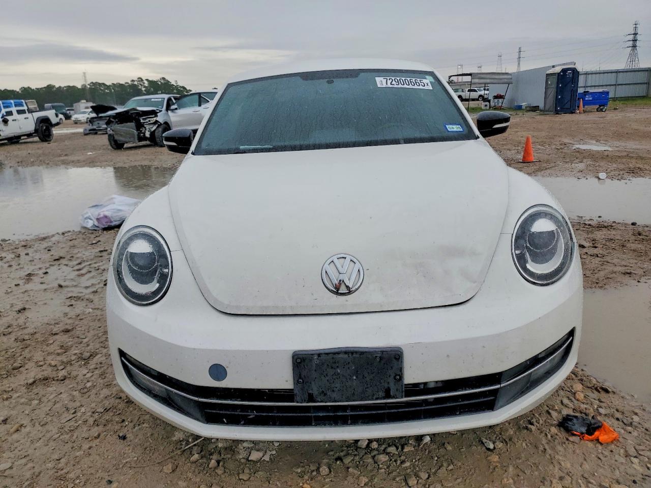 2012 VOLKSWAGEN Beetle