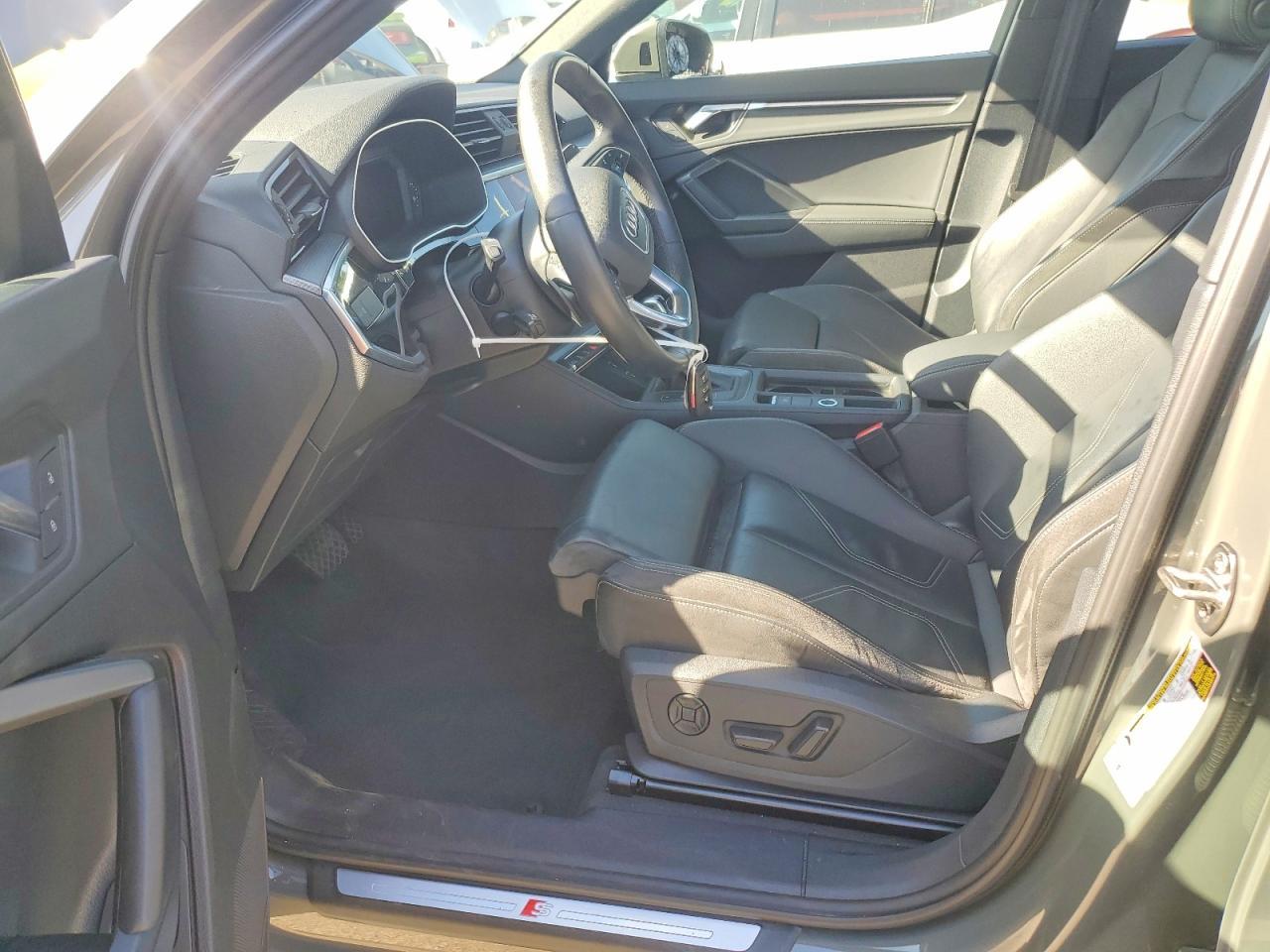 2022 AUDI Q3