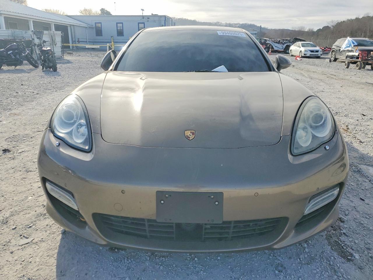 2011 PORSCHE Panamera