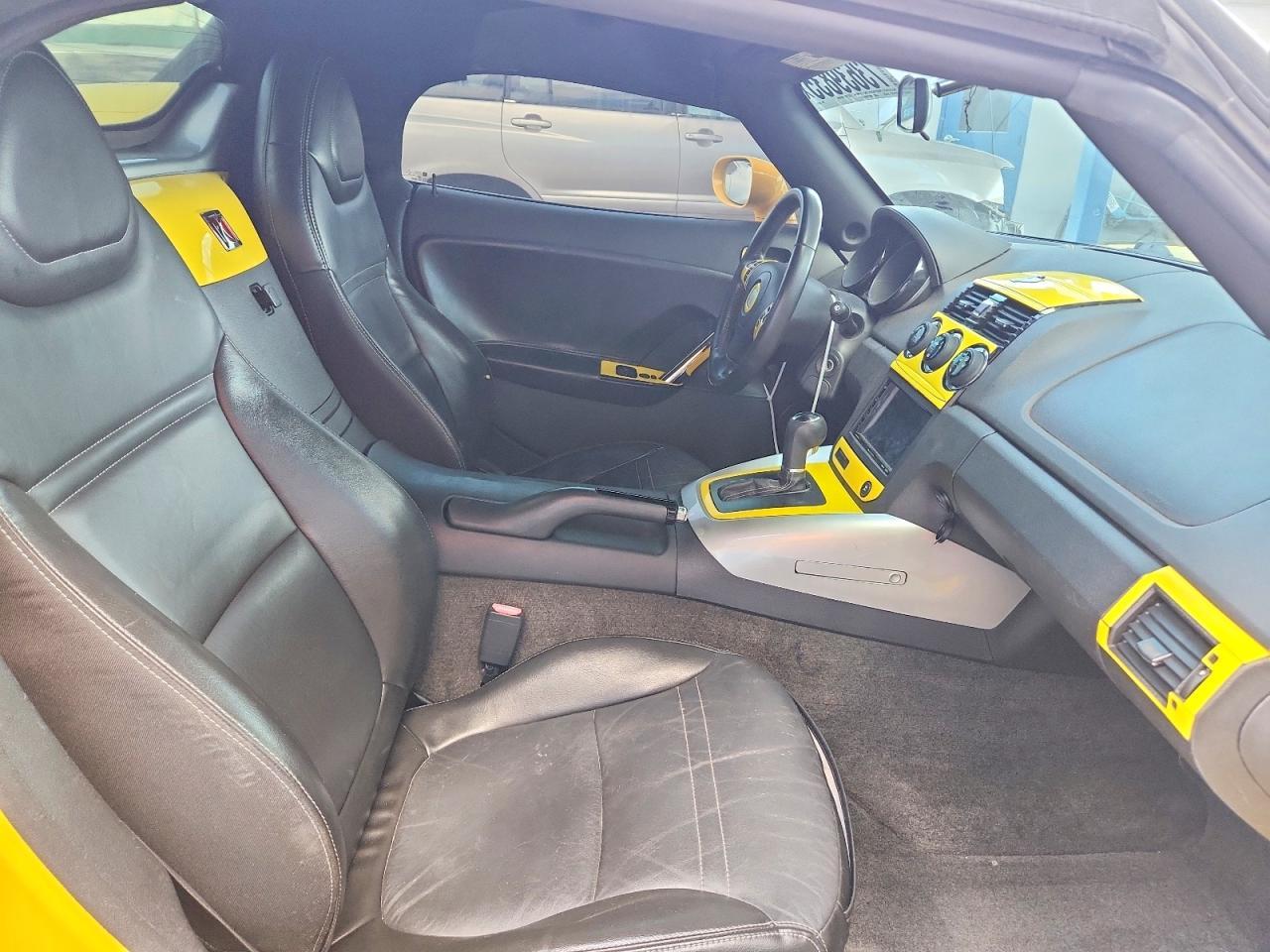 2009 SATURN Sky