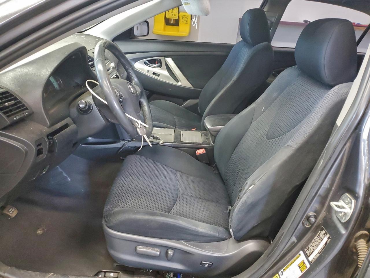 2010 TOYOTA CAMRY