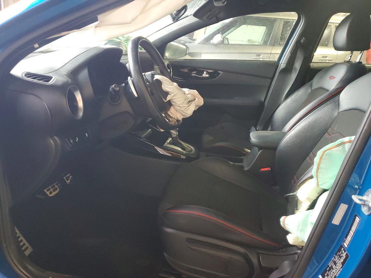 2023 KIA FORTE