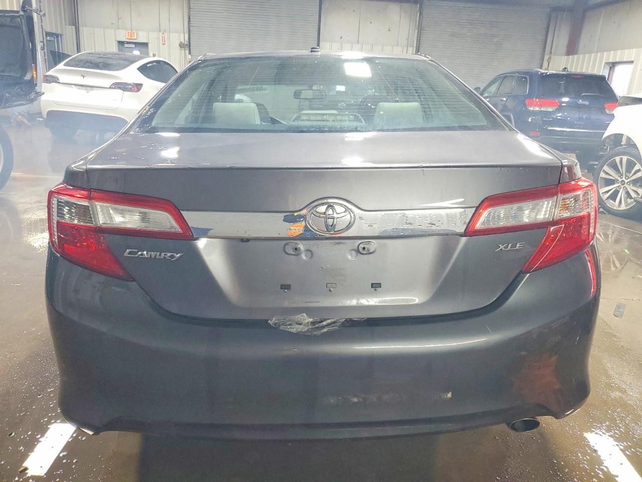 2014 TOYOTA CAMRY