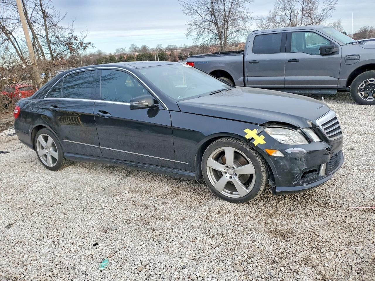 2011 MERCEDES-BENZ E-Class