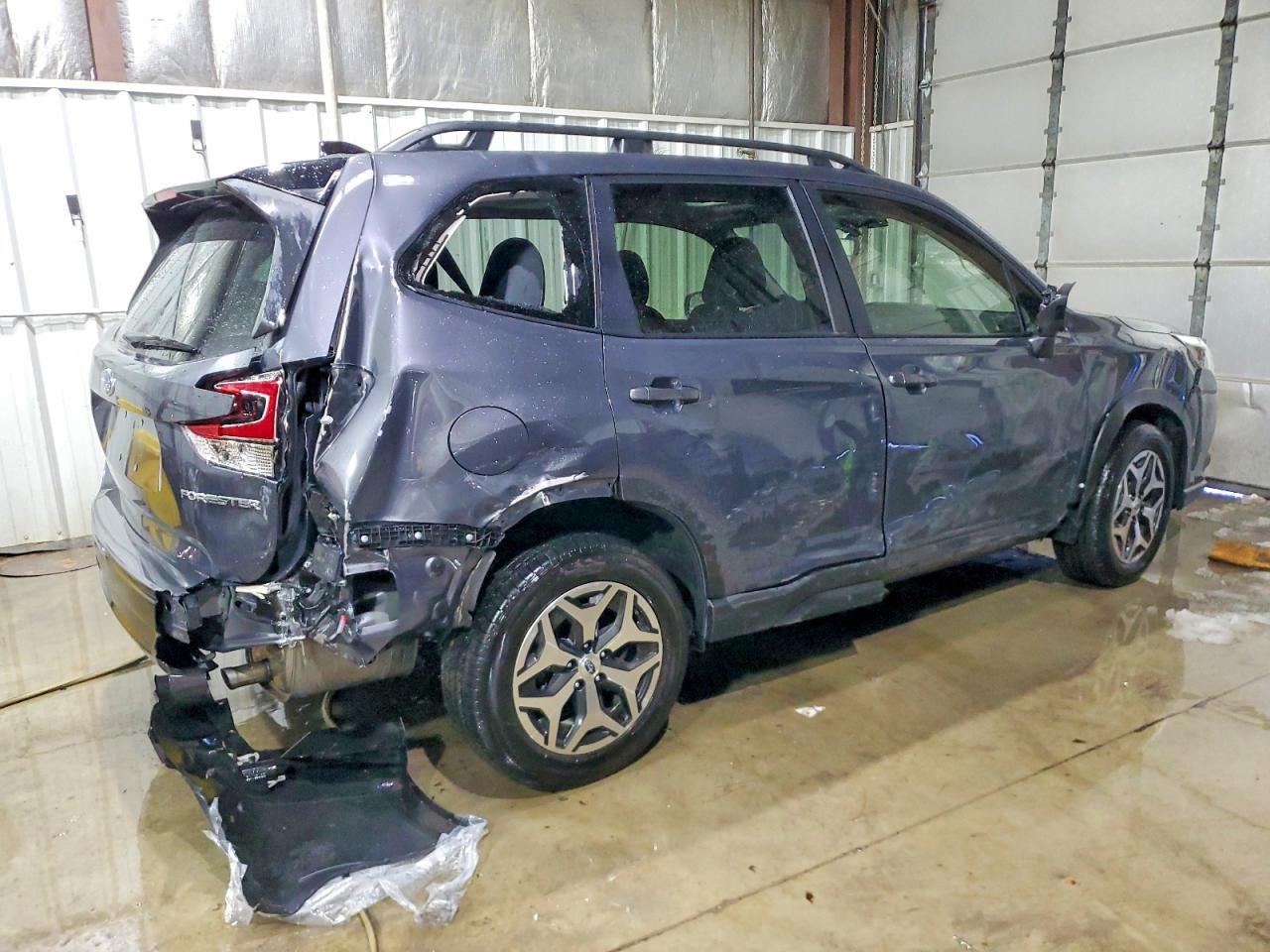 2024 SUBARU FORESTER