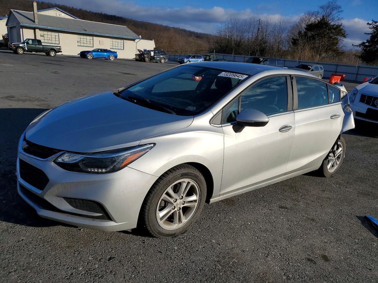 2016 CHEVROLET CRUZE
