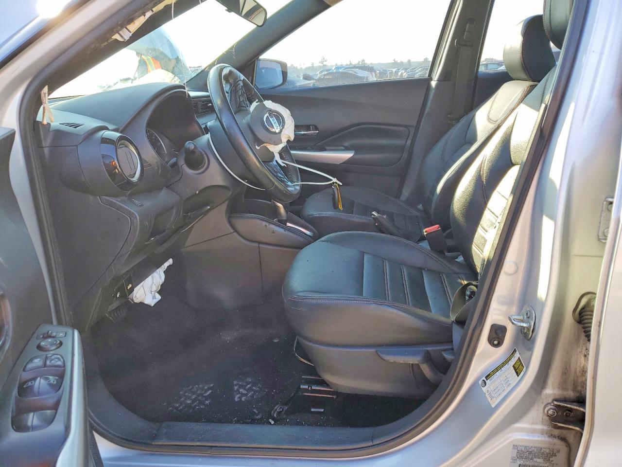 2019 NISSAN KICKS