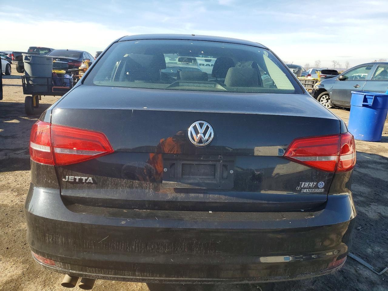 2015 VOLKSWAGEN JETTA