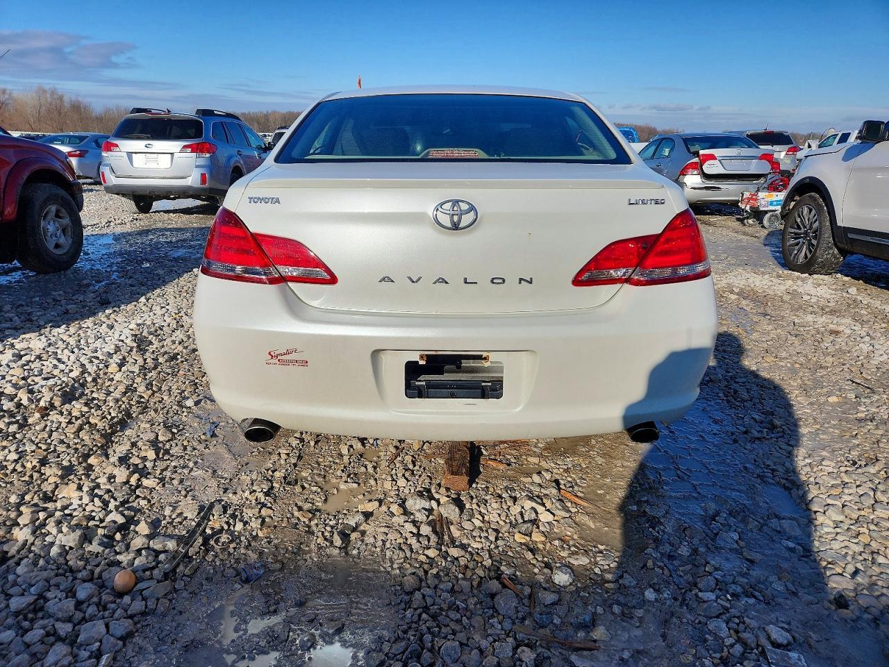 2006 TOYOTA Avalon