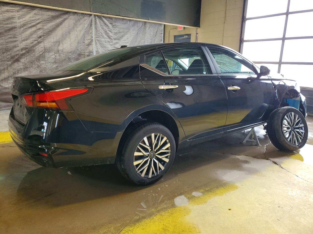 2025 NISSAN ALTIMA