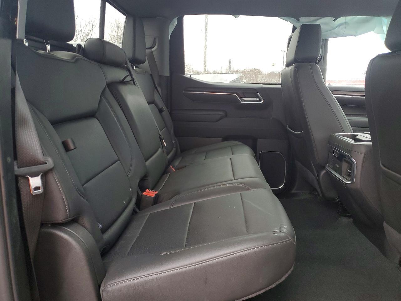 2024 GMC Sierra