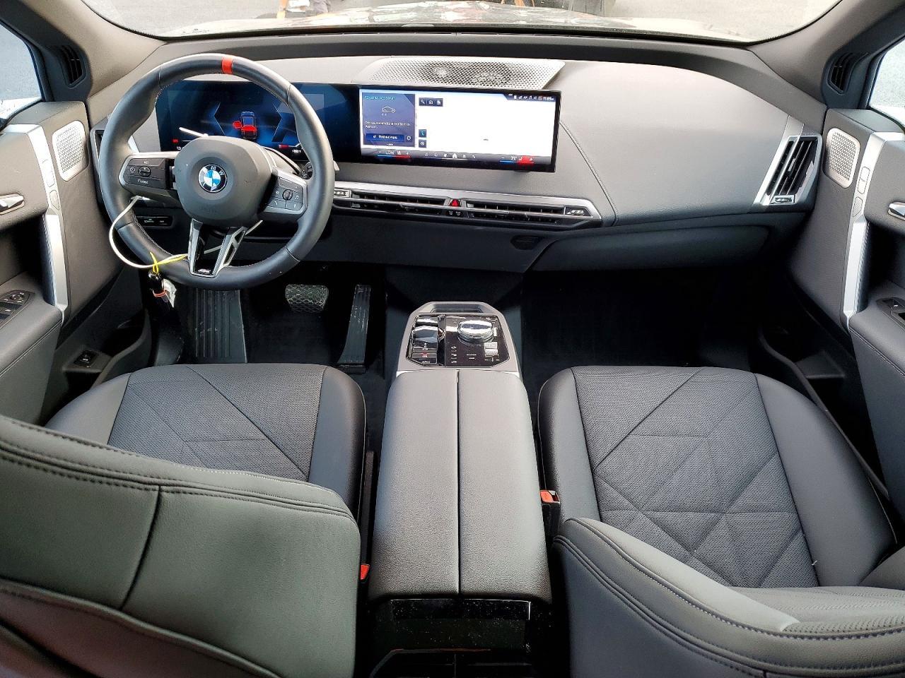 2025 BMW iX