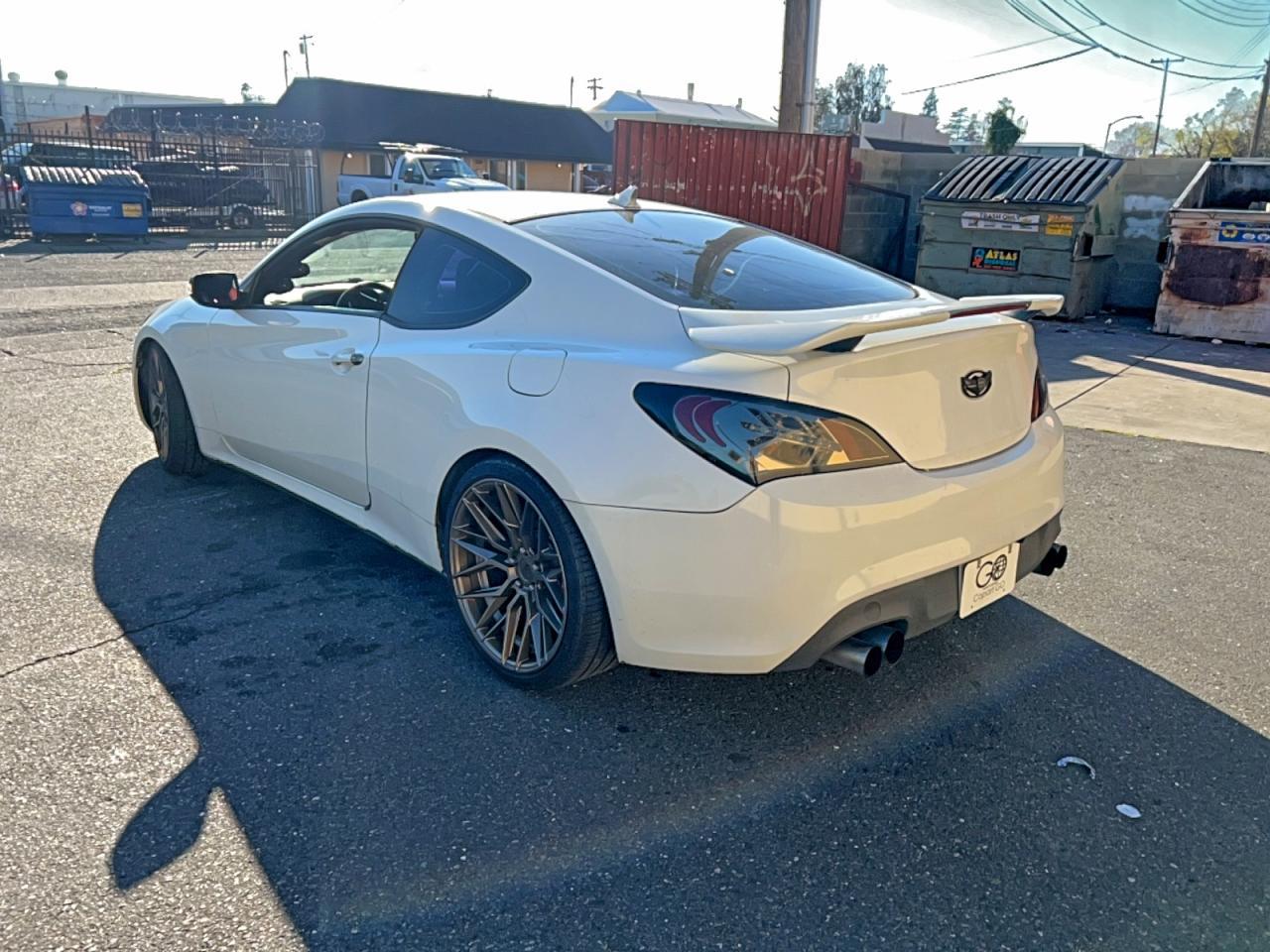 2011 HYUNDAI GENESIS