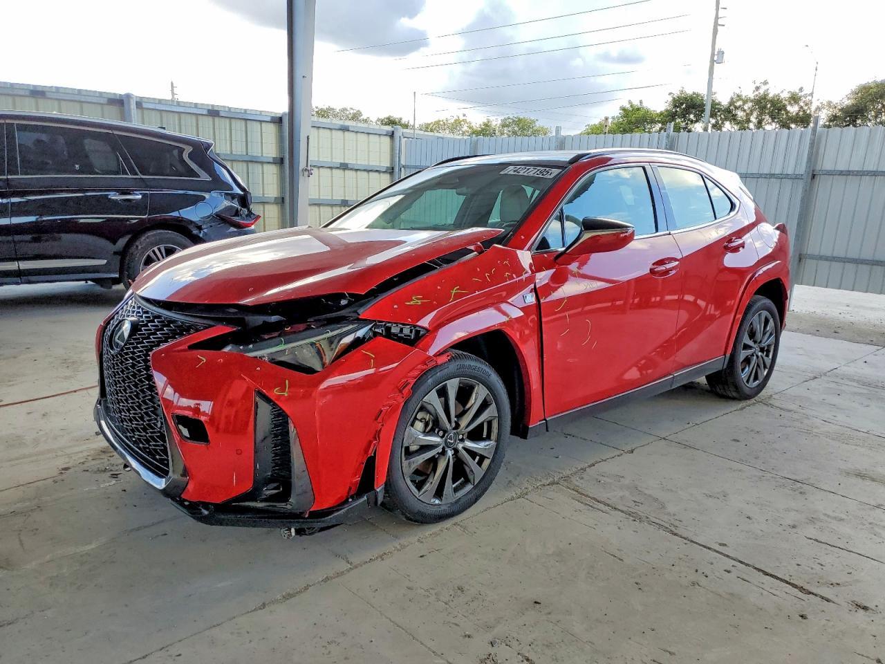 2025 LEXUS UX 300H