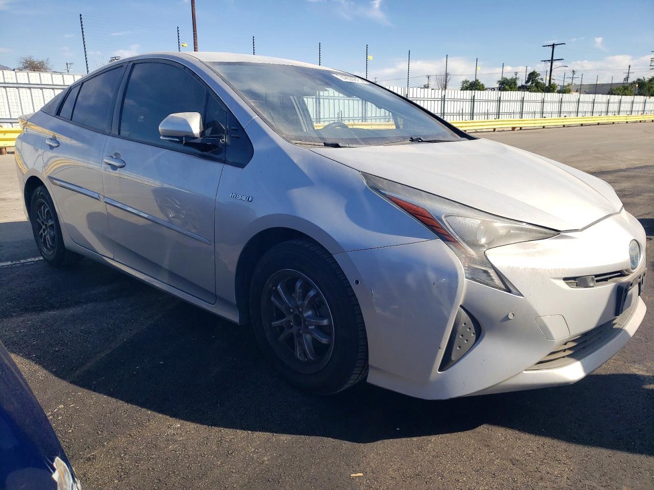 2018 TOYOTA PRIUS