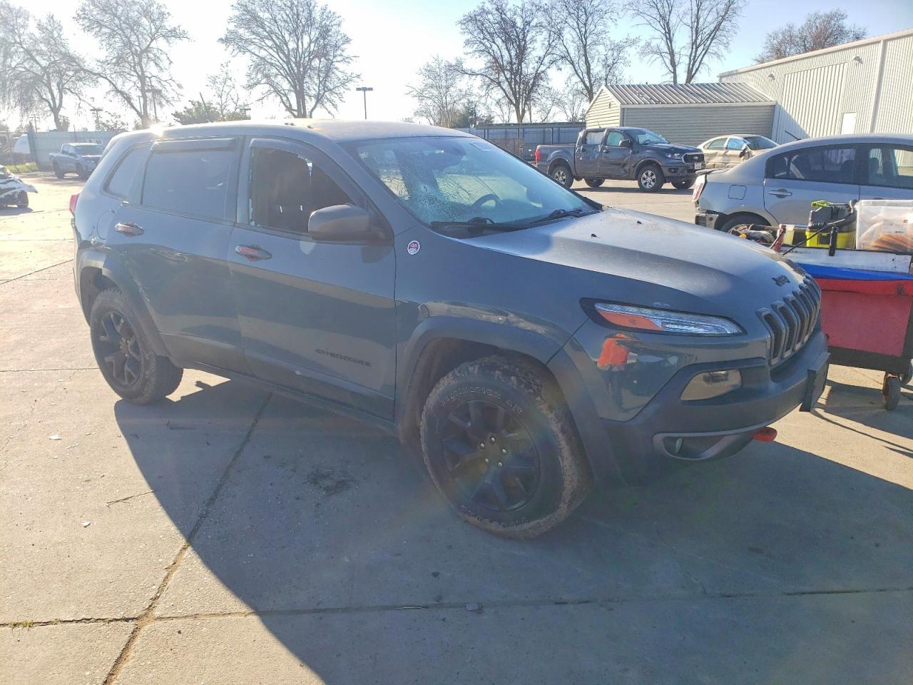 2015 JEEP CHEROKEE