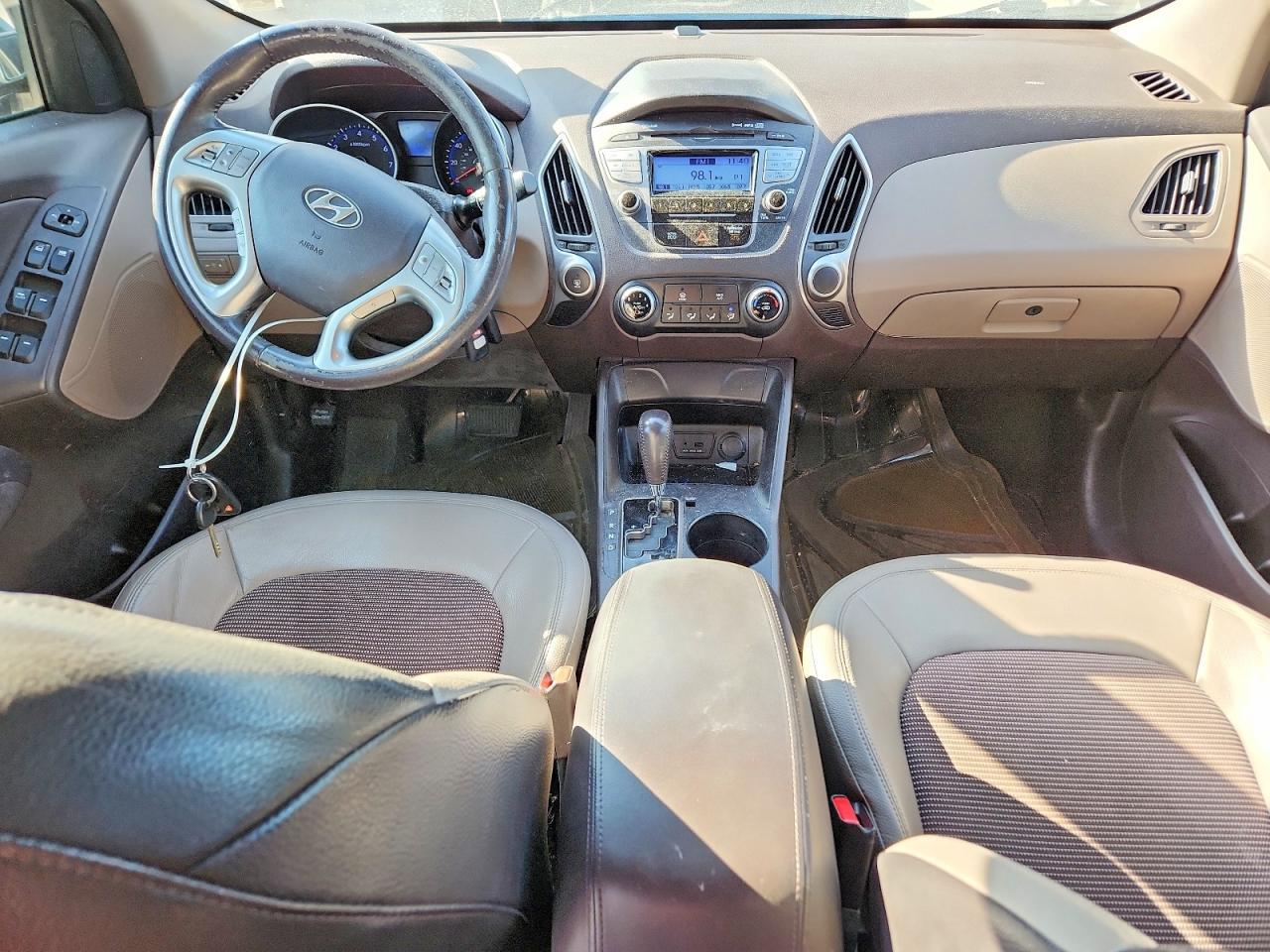 2012 HYUNDAI TUCSON