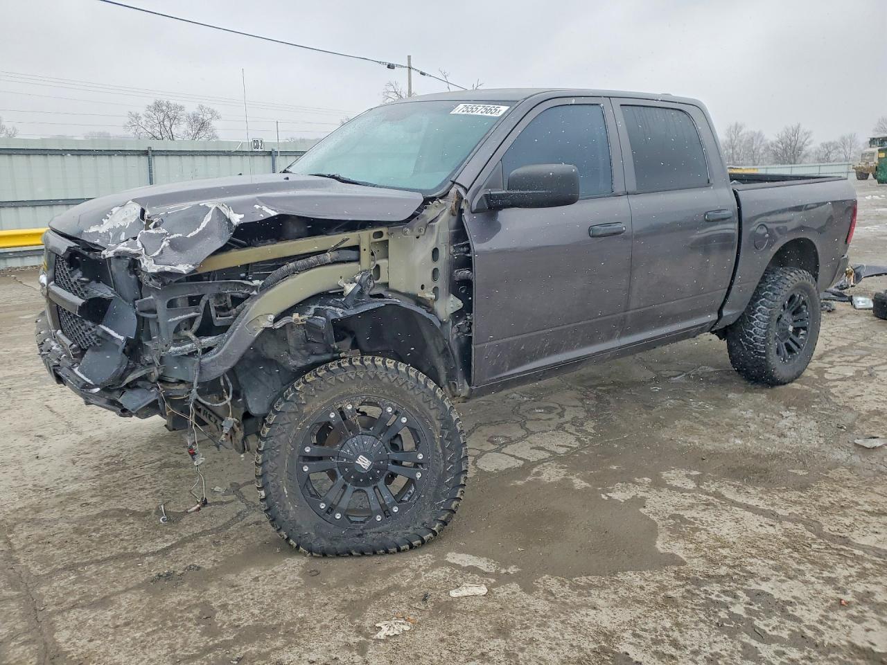 2015 RAM 1500 ST