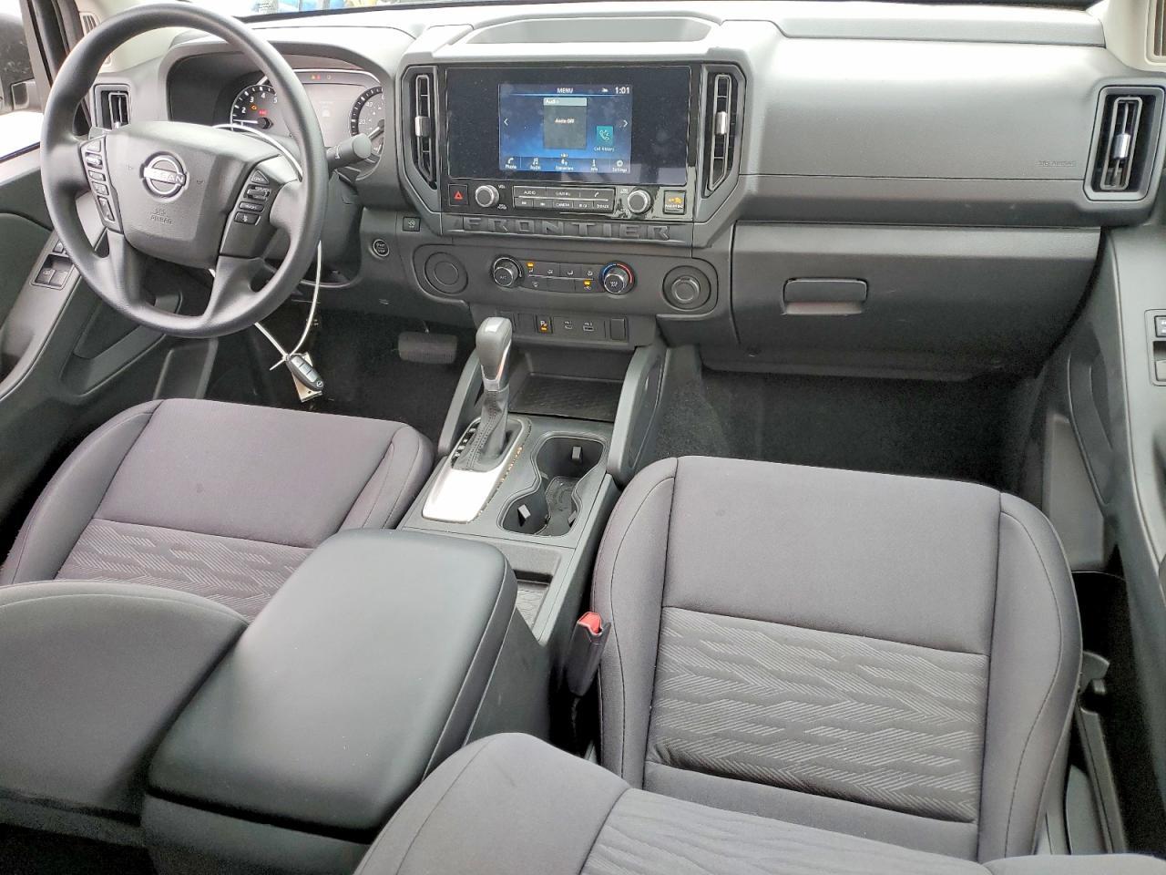 2025 NISSAN Frontier