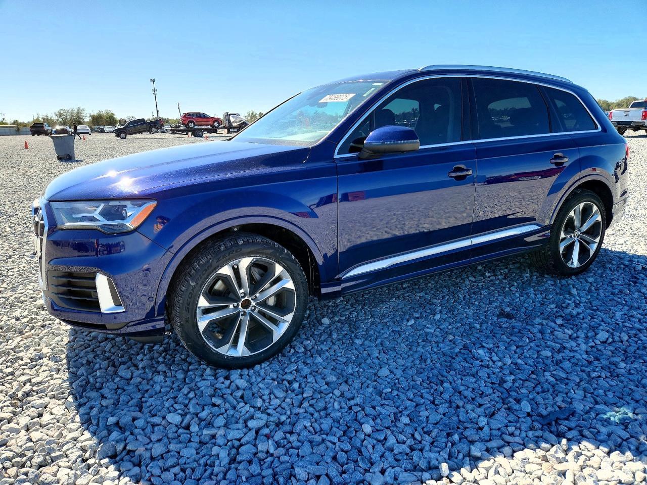 2022 AUDI Q7