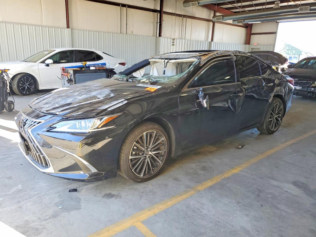2025 LEXUS ES 300H