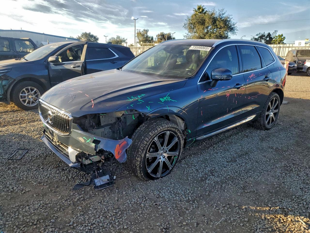2020 VOLVO XC60