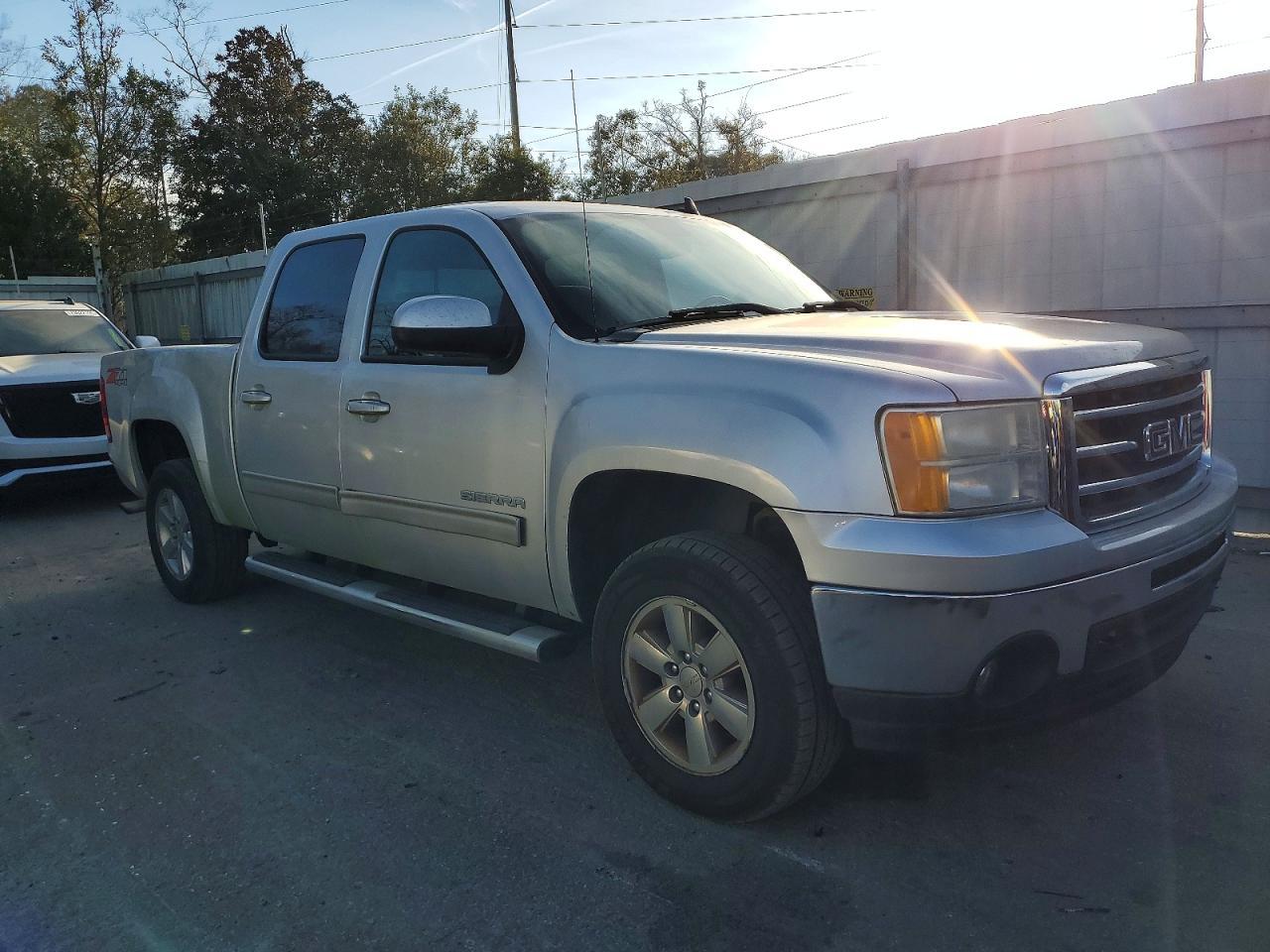 2013 GMC Sierra