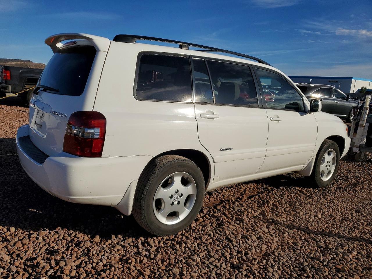 2006 TOYOTA HIGHLANDER