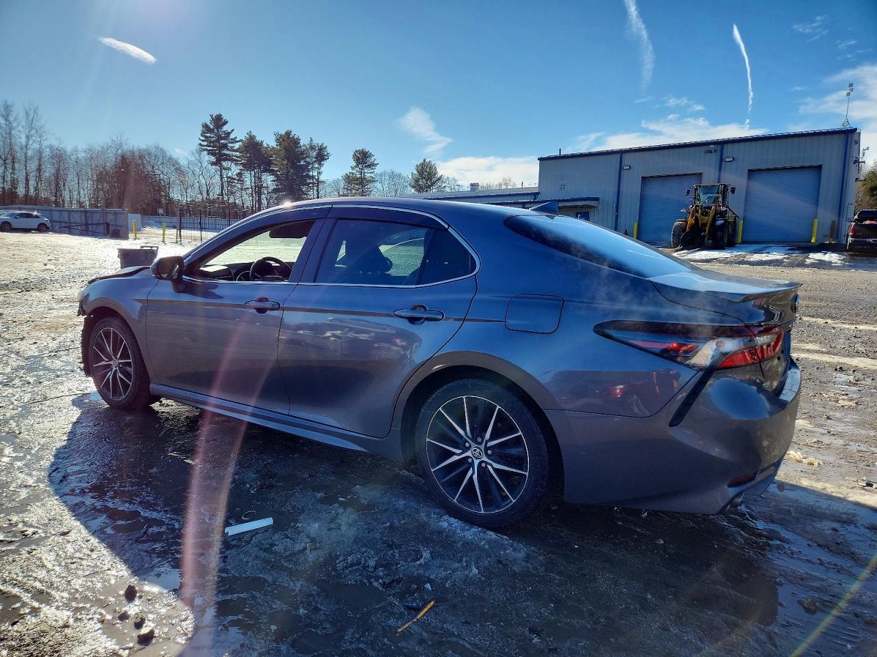 2024 TOYOTA CAMRY