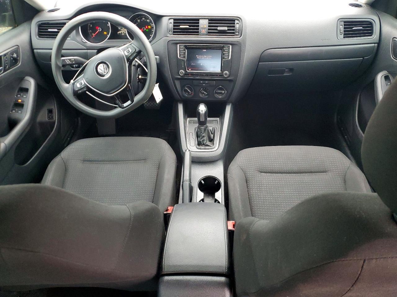 2016 VOLKSWAGEN JETTA